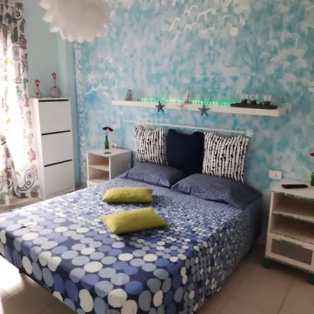Annahouse شقة *